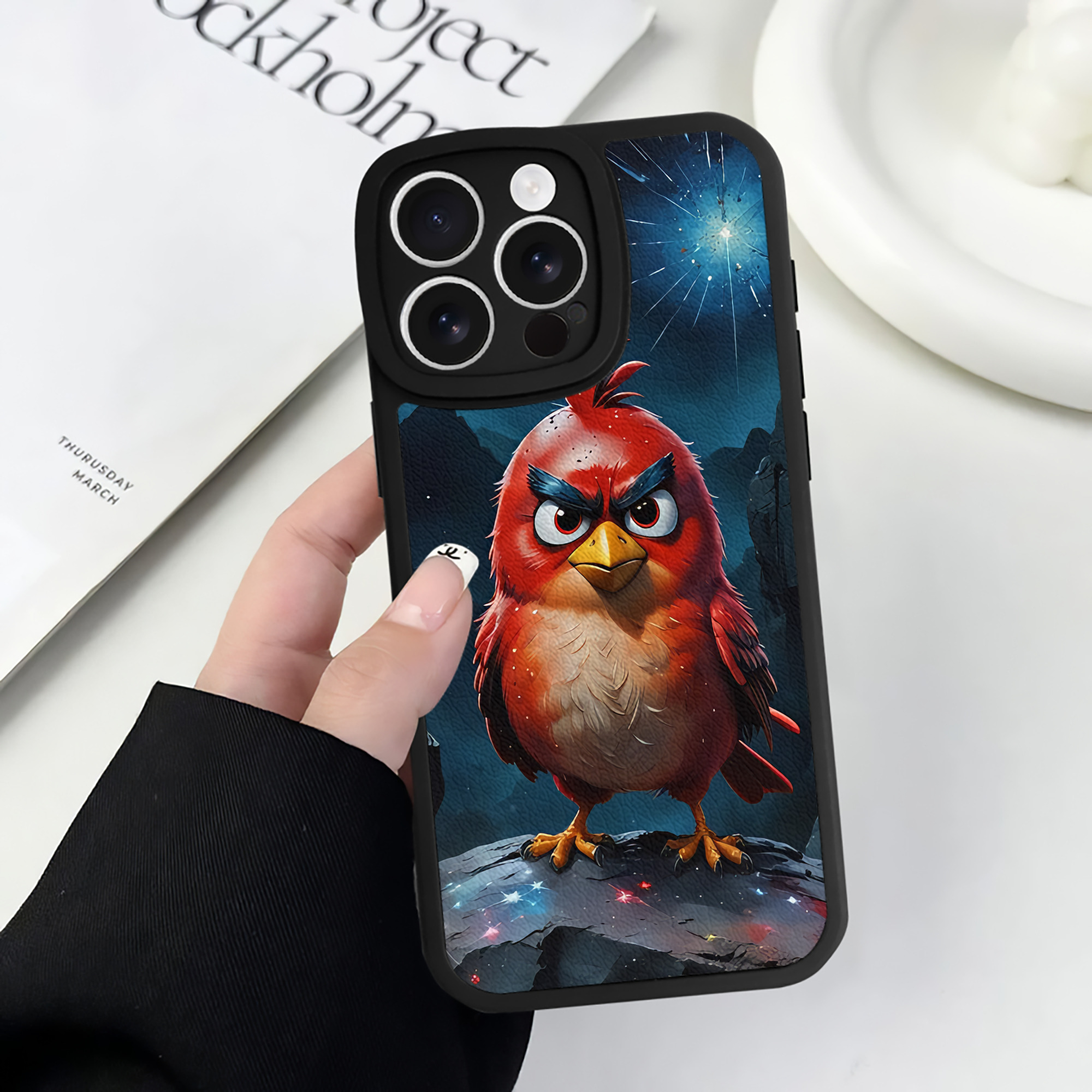 （画像用） Angry Birds アングリーバード 【iPhone 16シリーズ対応】シリコンスマホケース（レザー調） 材質：シリコン